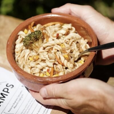 Pasta con vegetales salteados - Image 3